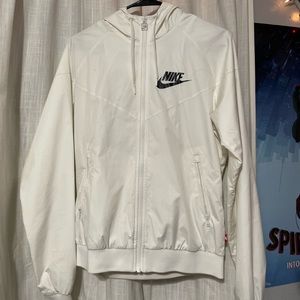 nike windbreaker